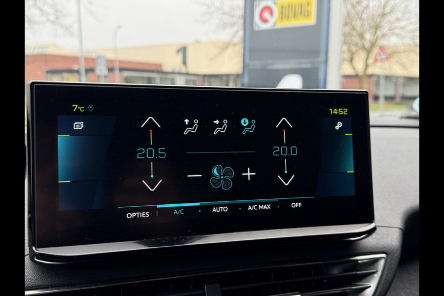 Peugeot 3008 BWJ 2022 | 1.6 HYbrid4 300PK Blue Allure | TREKHAAK | LEDER/STOF | CAMERA A | CLIMA | NAVI | CARPLAY | STOELVERW | PDC 2X |