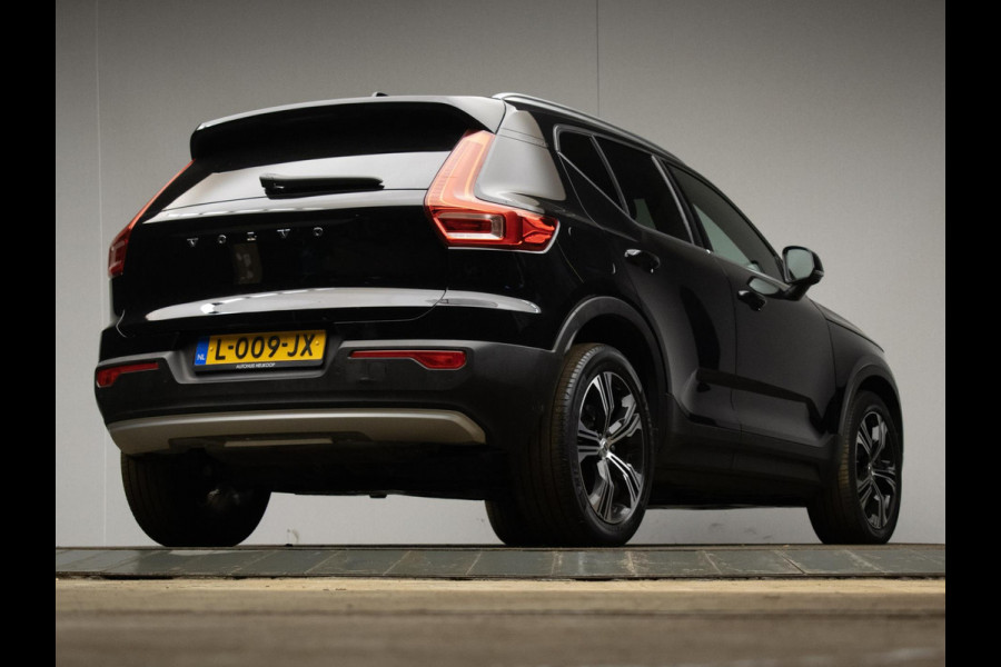 Volvo XC40 1.5 T4 Recharge Inscription Expression (APPLE CARPLAY,NAVI,LED,HARMAN/KARDON,SPORTSTOELEN,TREKHAAK,360 VIEW,CAMERA,PDC)