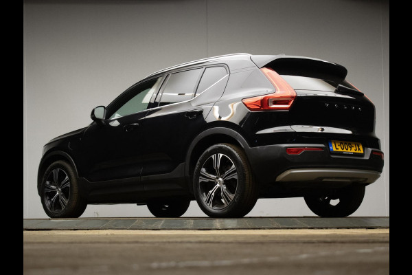 Volvo XC40 1.5 T4 Recharge Inscription Expression (APPLE CARPLAY,NAVI,LED,HARMAN/KARDON,SPORTSTOELEN,TREKHAAK,360 VIEW,CAMERA,PDC)