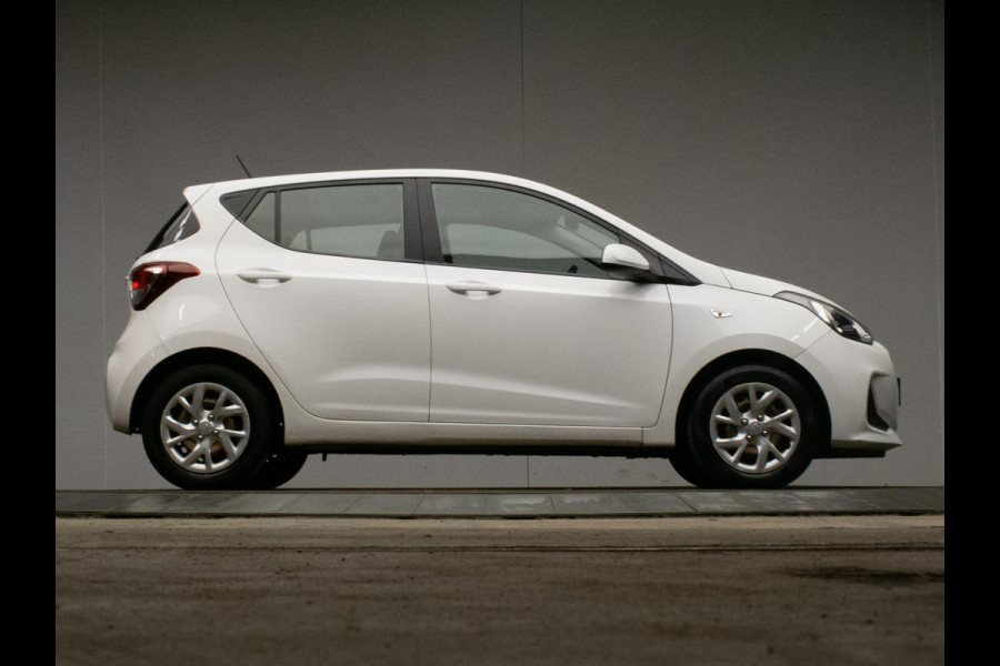 Hyundai i10 1.0i Comfort Sport (CRUISE,BLUETOOTH,ELEKTRISCH PAKKET,LED,AIRCO,SPORTSTOELEN,NIEUWE APK,NETTE STAAT)