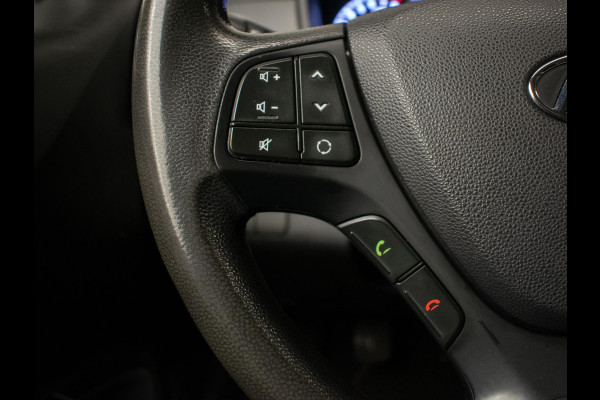 Hyundai i10 1.0i Comfort Sport (CRUISE,BLUETOOTH,ELEKTRISCH PAKKET,LED,AIRCO,SPORTSTOELEN,NIEUWE APK,NETTE STAAT)