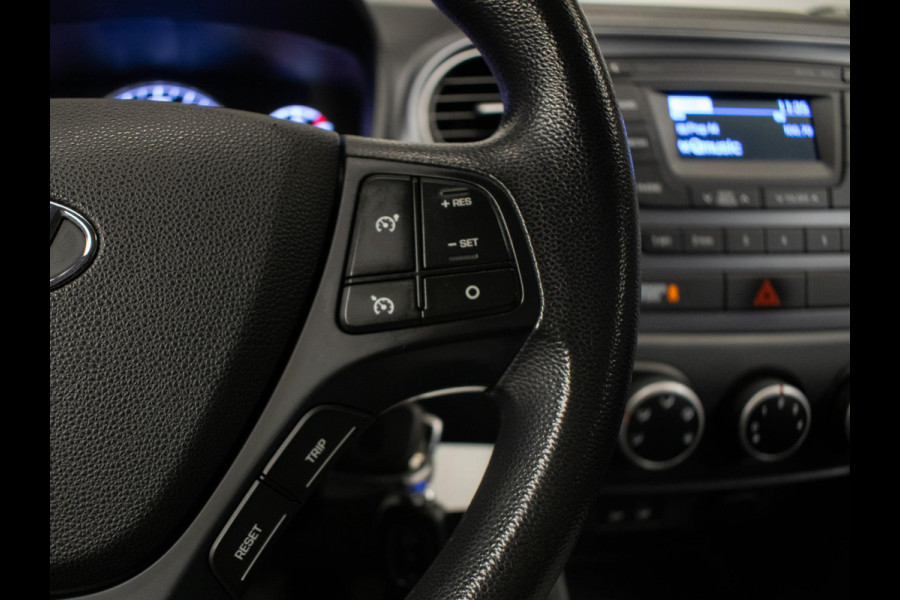 Hyundai i10 1.0i Comfort Sport (CRUISE,BLUETOOTH,ELEKTRISCH PAKKET,LED,AIRCO,SPORTSTOELEN,NIEUWE APK,NETTE STAAT)