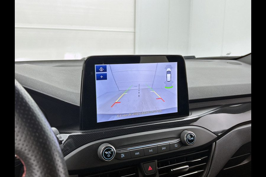 Ford FOCUS Wagon 1.0 EcoBoost Hybrid ST Line Business (NAVIGATIE, CAMERA. B&O, PDC, 1e EIGENAAR, GOED ONDERHOUDEN)