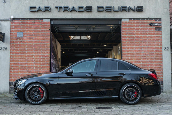 Mercedes-Benz C-Klasse AMG 63 S Pano / Burmester / Memory