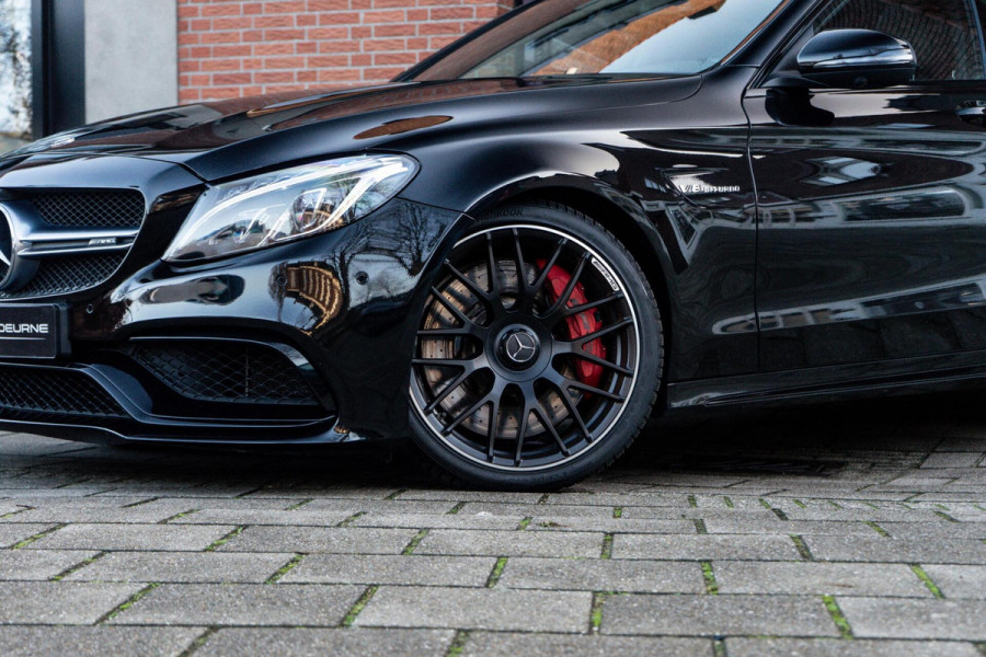 Mercedes-Benz C-Klasse AMG 63 S Pano / Burmester / Memory