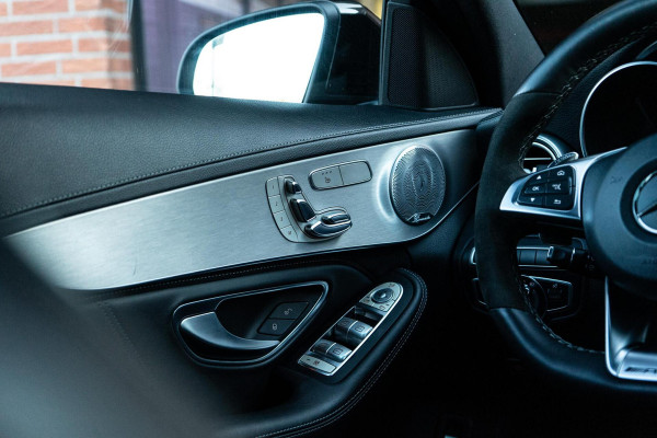 Mercedes-Benz C-Klasse AMG 63 S Pano / Burmester / Memory
