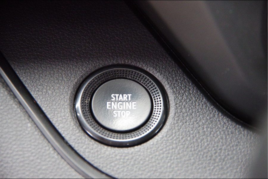 Renault Trafic 2.0 dCi L2 Luxe 170PK AUT. LED, 2X SCHUIFDEUR, STOELVERWARMING, TREKHAAK, CAMERA, NAVI, CRUISE, CLIMA, PARKEERSENSOREN, NL AUTO,