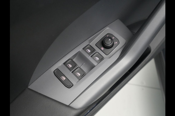 Volkswagen T-Cross 1.0 TSI 95pk Life Navigatie Acc Led Carplay