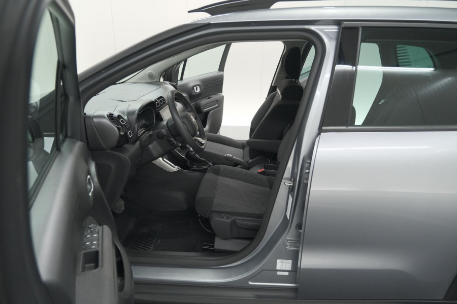 Citroën C3 Aircross PureTech 130 EAT6 Max | Parkeersensoren | Stoelverwarming | Apple Carplay | 16 Inch Lichtmetalen Velgen