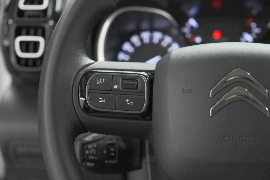Citroën C3 Aircross PureTech 130 EAT6 Max | Parkeersensoren | Stoelverwarming | Apple Carplay | 16 Inch Lichtmetalen Velgen