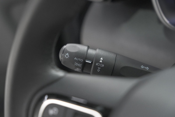 Citroën C3 Aircross PureTech 130 EAT6 Max | Parkeersensoren | Stoelverwarming | Apple Carplay | 16 Inch Lichtmetalen Velgen