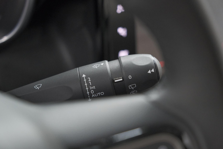 Citroën C3 Aircross PureTech 130 EAT6 Max | Parkeersensoren | Stoelverwarming | Apple Carplay | 16 Inch Lichtmetalen Velgen