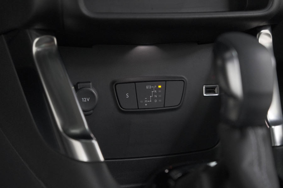 Citroën C3 Aircross PureTech 130 EAT6 Max | Parkeersensoren | Stoelverwarming | Apple Carplay | 16 Inch Lichtmetalen Velgen