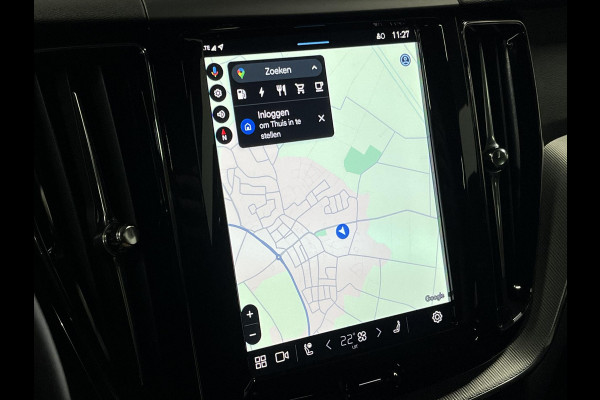 Volvo XC60 2.0 T6 Plug-in hybrid Black Edition | Open dak | Adapt. Cruise | Stoel-/Stuurverwarming | Memory seats | 21"