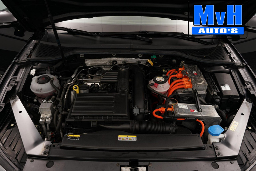 Volkswagen Passat Variant 1.4 TSI PHEV GTE|PANO|TREKH|HUD|NAP