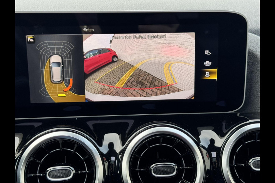 Mercedes-Benz B-Klasse 200 AMG Night pakket Premium Plus Camera Cruise Clima Elektrische a-klep Led