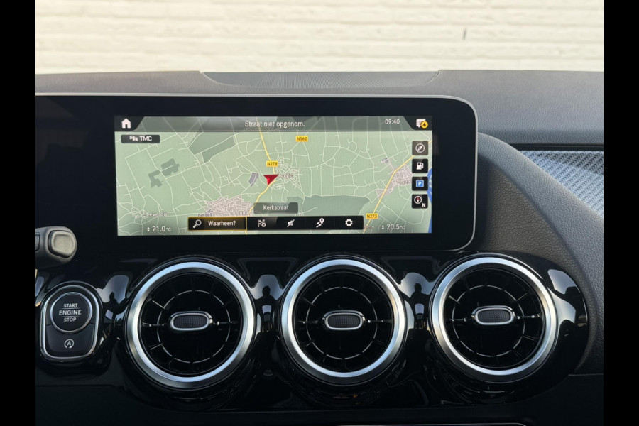 Mercedes-Benz B-Klasse 200 AMG Night pakket Premium Plus Camera Cruise Clima Elektrische a-klep Led