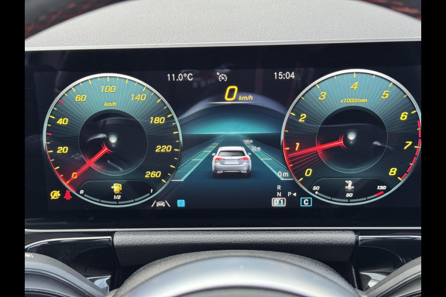Mercedes-Benz B-Klasse 200 AMG Night pakket Premium Plus Camera Cruise Clima Elektrische a-klep Led