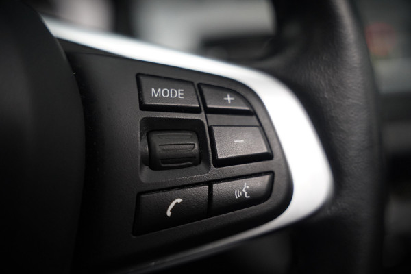 BMW X1 sDrive18i High Executive X Line | Panoramadak | Harman Kardon | Parkeersensoren | Head-Up Display | Leer | Stoelverwarming | Navigatie | Camera | Automaat | Digitale Tellers | Keyless | LED | Cruise Control |