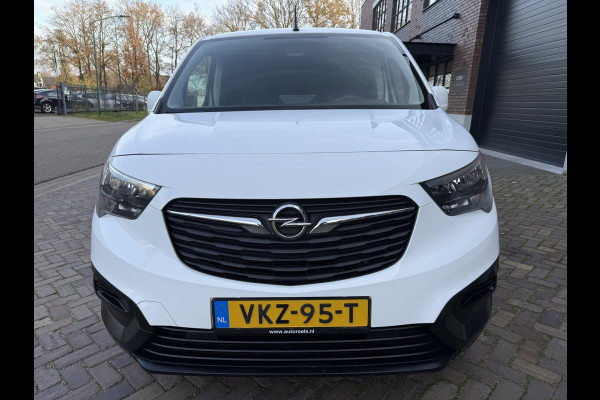 Opel Combo 1.5D L1H1 / Navigatie + Apple CarPlay-Android / ALL-Season banden / Laadruimte Betimmering Vloer + Wanden / PDC