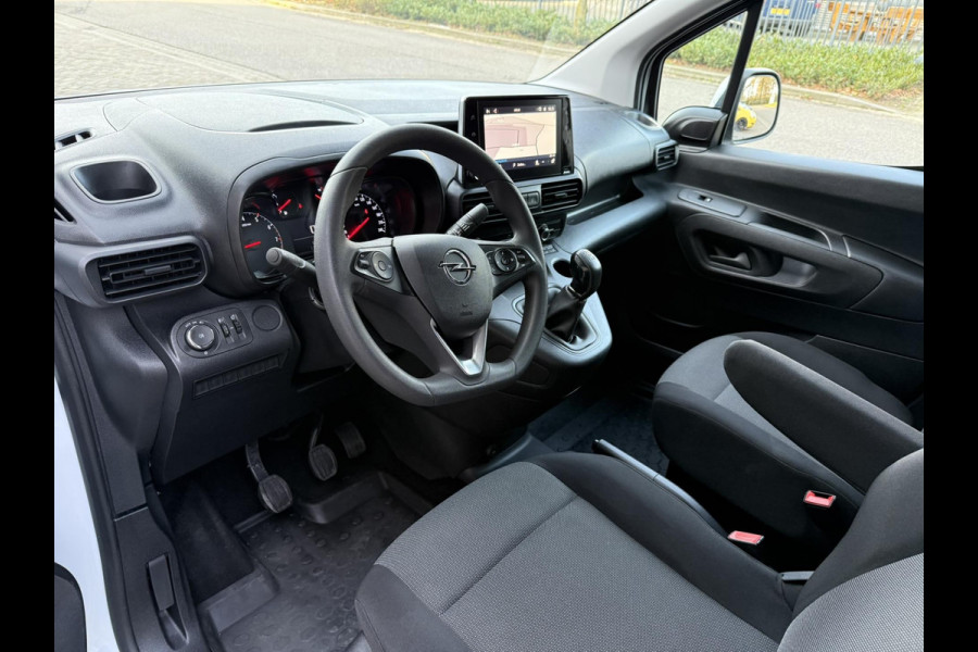 Opel Combo 1.5D L1H1 / Navigatie + Apple CarPlay-Android / ALL-Season banden / Laadruimte Betimmering Vloer + Wanden / PDC