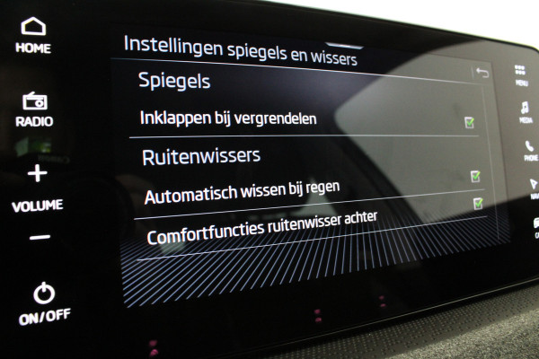 Škoda Kamiq 1.0 TSI Selection Camera/Keyless/Graphite Grey/parkeersensoren