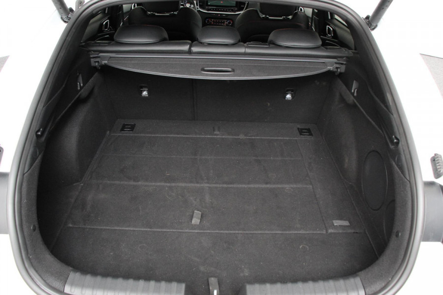 Kia ProCeed 1.6 T-GDI 204pk DCT GT Navigatie Camera JBL Stoel en stuurverwarming |Electrisch bedienbare achterklep Led