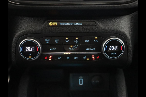 Ford Focus 1.5 EcoBoost ST Line X | Panoramadak | Half leder | Stoel & stuurverwarming | Adaptive cruise | Camera | Park Assist | Keyless | Navigatie | Dodehoek detectie | Full LED | Climate control