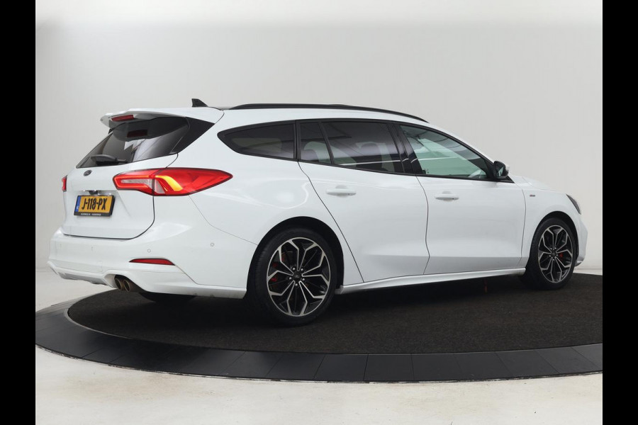 Ford Focus 1.5 EcoBoost ST Line X | Panoramadak | Half leder | Stoel & stuurverwarming | Adaptive cruise | Camera | Park Assist | Keyless | Navigatie | Dodehoek detectie | Full LED | Climate control