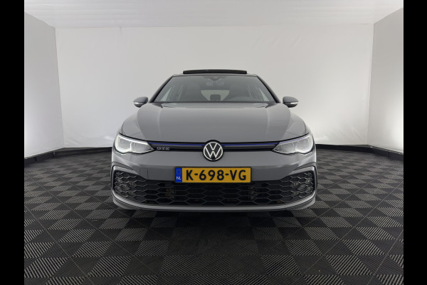 Volkswagen Golf 1.4 eHybrid GTE (INCL-BTW) *PANO | NAVI | CRUISE | VIRTUAL | 18 INCH ALU*