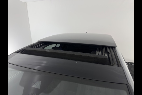 Volkswagen Golf 1.4 eHybrid GTE (INCL-BTW) *PANO | NAVI | CRUISE | VIRTUAL | 18 INCH ALU*