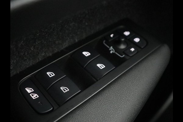 Volvo XC40 Recharge P8 AWD R Design | Panoramadak | Leder | 360 Camera | Stoelverwarming | Harman/Kardon | Memory | Carplay | Adaptive cruise | Keyless | Navigatie | Full LED