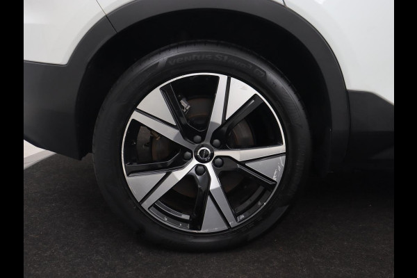 Volvo XC40 Recharge P8 AWD R Design | Panoramadak | Leder | 360 Camera | Stoelverwarming | Harman/Kardon | Memory | Carplay | Adaptive cruise | Keyless | Navigatie | Full LED