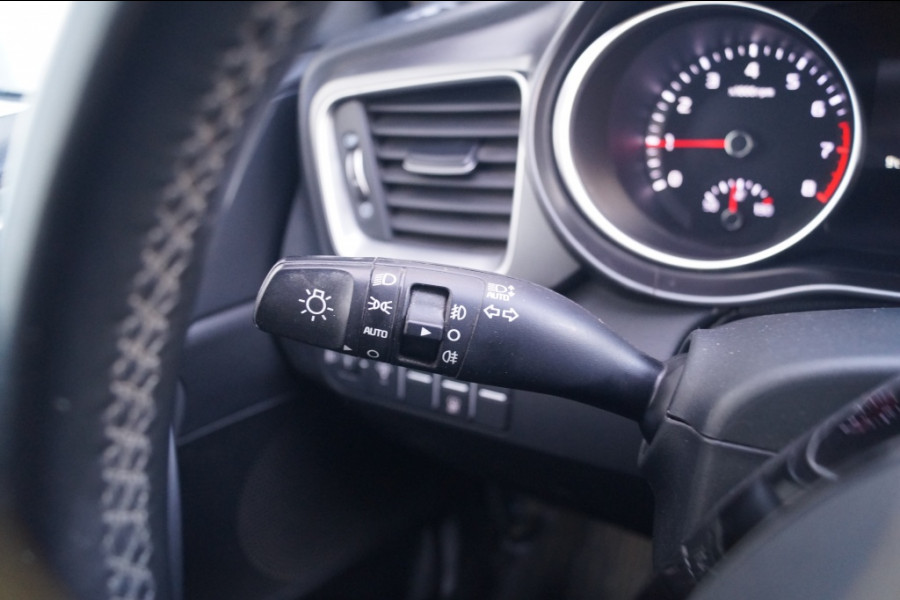 Kia Ceed SW 1.0 T-GDi DynamicLine -NAVI-ECC-CAM-TREKHAAK-