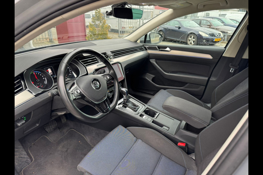 Volkswagen Passat Variant 1.4 TSI GTE Connected Series