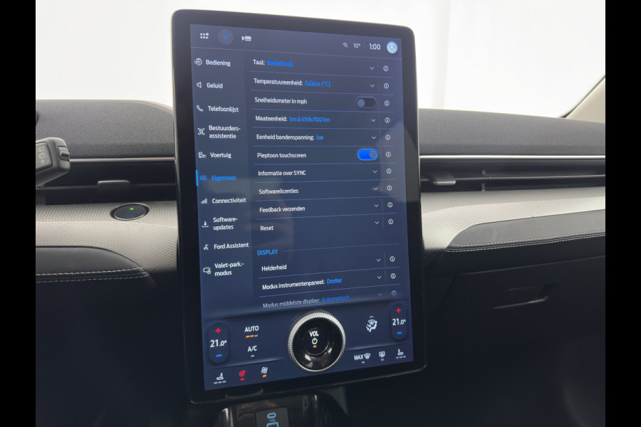 Ford Mustang Mach-E RWD 75 kWh (3-Fase) {SOH-93%} (INCL-BTW) Aut. *LUXURY-LEATHER | FULL-LED | DAB+ | DIGI-COCKPIT | KEYLESS | NAVI-FULLMAP | TOPVIEW | LANE-ASSIST | BLINDSPOT | CARPLAY | HEATED-COMFORTSEATS | PRIVACY-GLASS |TOWBAR | 18"ALU*