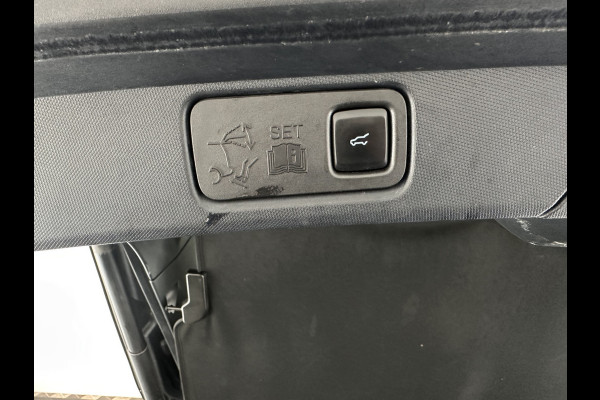 Ford Mustang Mach-E RWD 75 kWh (3-Fase) {SOH-93%} (INCL-BTW) Aut. *LUXURY-LEATHER | FULL-LED | DAB+ | DIGI-COCKPIT | KEYLESS | NAVI-FULLMAP | TOPVIEW | LANE-ASSIST | BLINDSPOT | CARPLAY | HEATED-COMFORTSEATS | PRIVACY-GLASS |TOWBAR | 18"ALU*