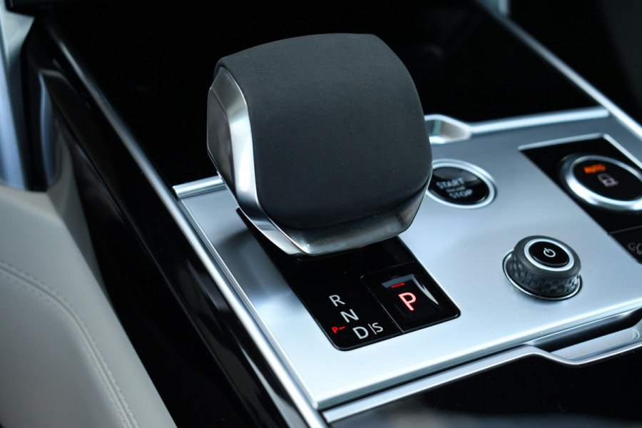 Land Rover Range Rover P510e Autobiography NL-auto | Trekhaak | 2xTV | Alarm5