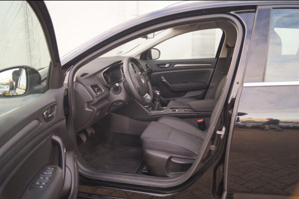 Renault Mégane Estate 1.3 TCe 140pk Equilibre -NAVI-ECC-PDC-
