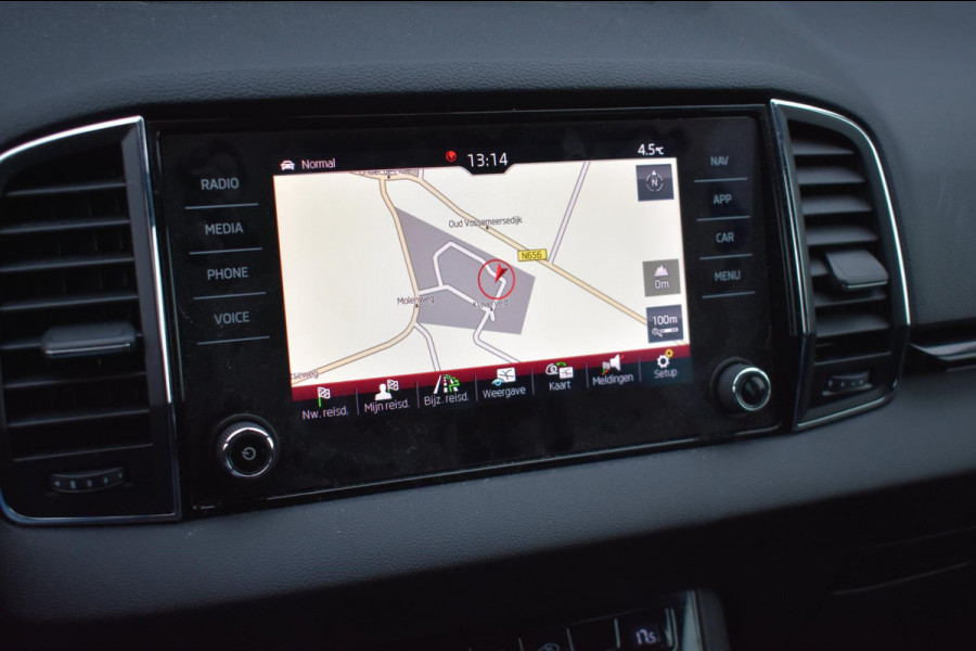 Škoda Karoq 1.5 TSI ACT Sportline | TREKHAAK | CAMERA | NAP | CANTON | APPLE CARPLAY | ANDROID AUTO | VIRTUAL COCKPIT