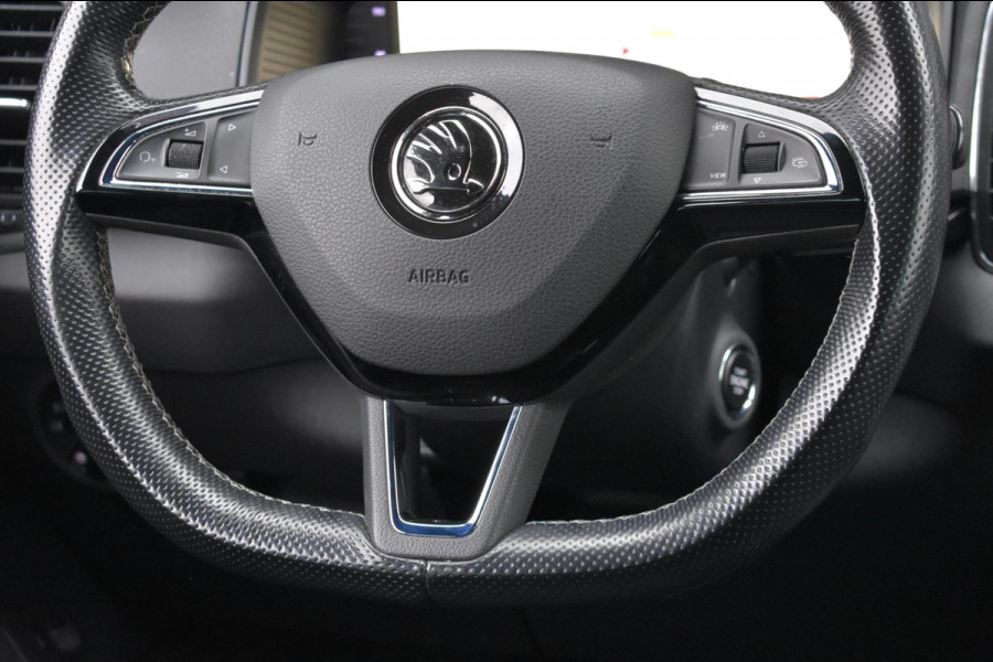 Škoda Karoq 1.5 TSI ACT Sportline | TREKHAAK | CAMERA | NAP | CANTON | APPLE CARPLAY | ANDROID AUTO | VIRTUAL COCKPIT