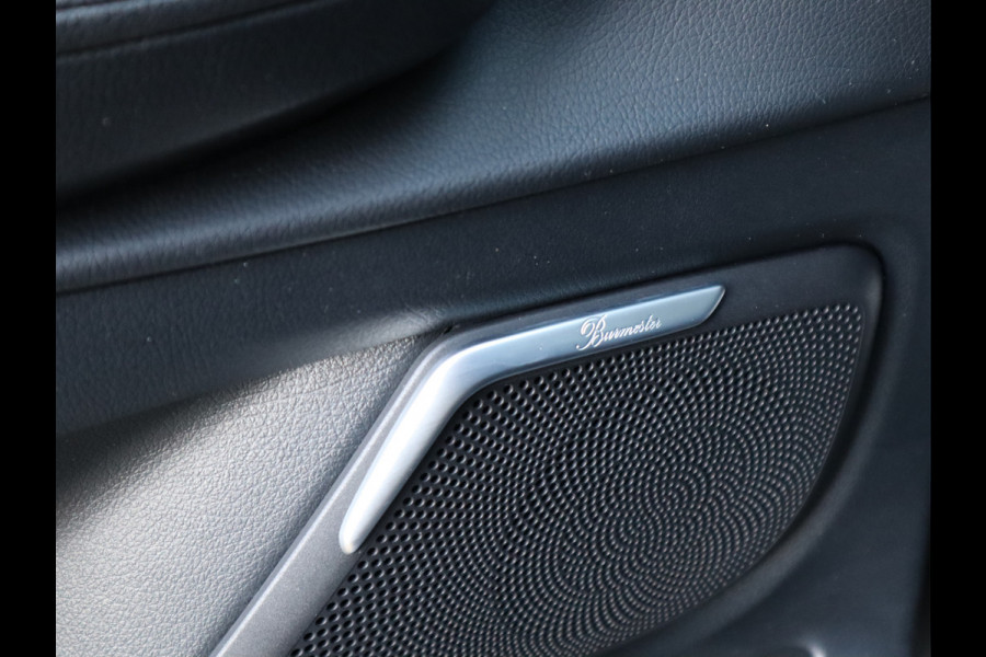 Mercedes-Benz V-Klasse 300d L3 4-MATIC Extra Lang DC 5 Pers - AMG - Trekhaak - ACC