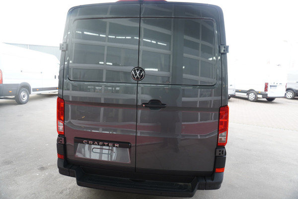 Volkswagen Crafter 35 2.0 TDI 177PK L3H2 Facelift Automaat nr. V130 | Airco | Cruise | Navi | Camera