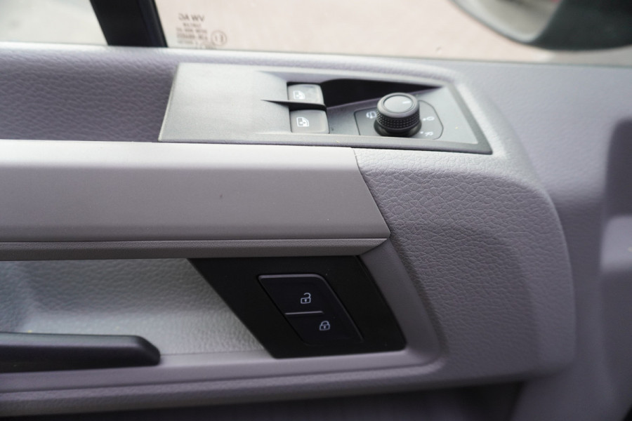 Volkswagen Crafter 35 2.0 TDI 177PK L3H2 Facelift Automaat nr. V130 | Airco | Cruise | Navi | Camera