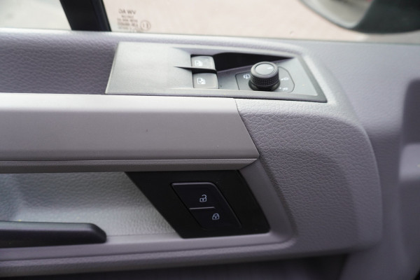 Volkswagen Crafter 35 2.0 TDI 177PK L3H2 Facelift Automaat nr. V130 | Airco | Cruise | Navi | Camera