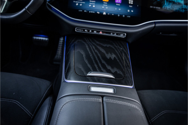 Mercedes-Benz E-Klasse E300 e AMG Line - Origineel NL | Panorama | Passenger Display | Burmester | Memory