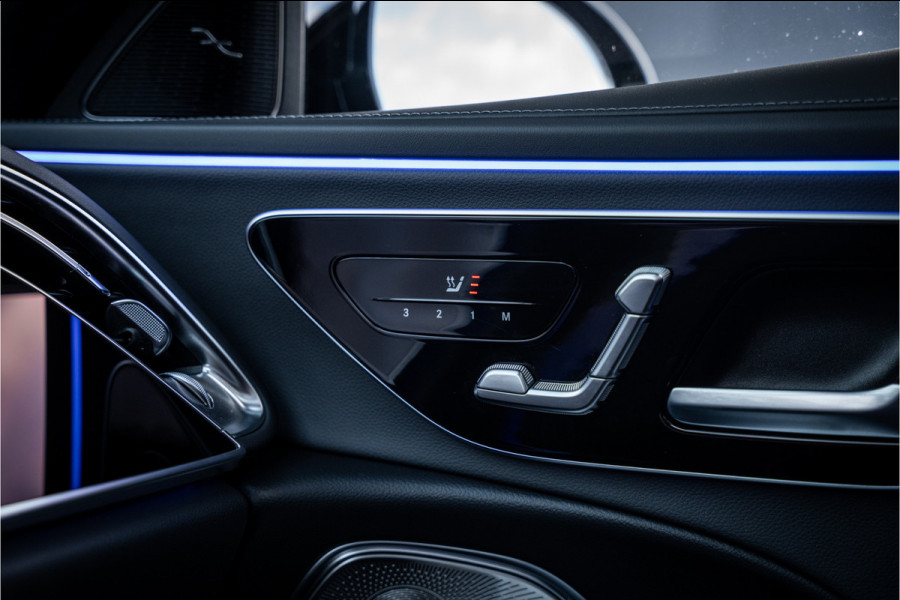 Mercedes-Benz E-Klasse E300 e AMG Line - Origineel NL | Panorama | Passenger Display | Burmester | Memory