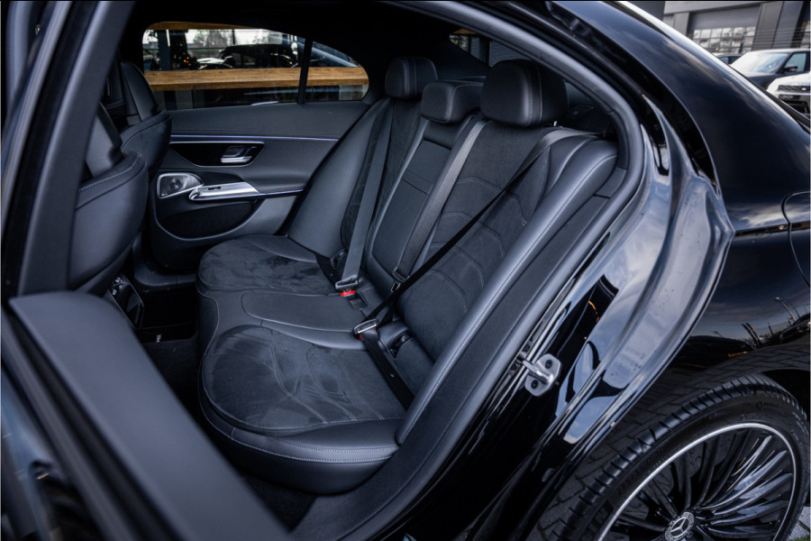 Mercedes-Benz E-Klasse E300 e AMG Line - Origineel NL | Panorama | Passenger Display | Burmester | Memory
