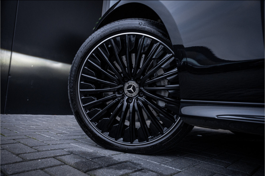 Mercedes-Benz E-Klasse E300 e AMG Line - Origineel NL | Panorama | Passenger Display | Burmester | Memory