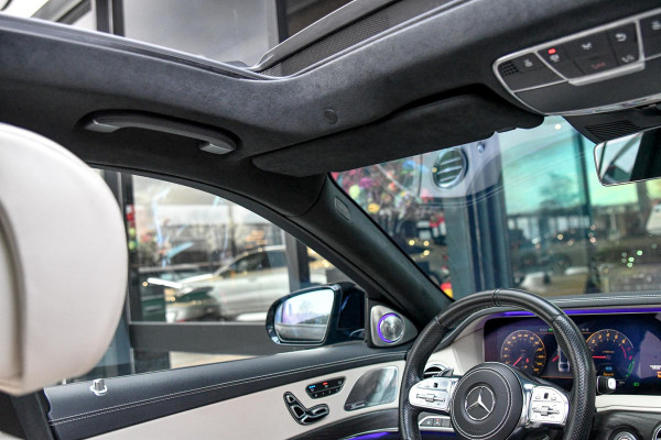 Mercedes-Benz S-Klasse 560 e AMG Lang. Burm High End, Massage, Koeling, Pano, Alcantara hemel, Softcl, HUD, Distro+, Memory, 360!
